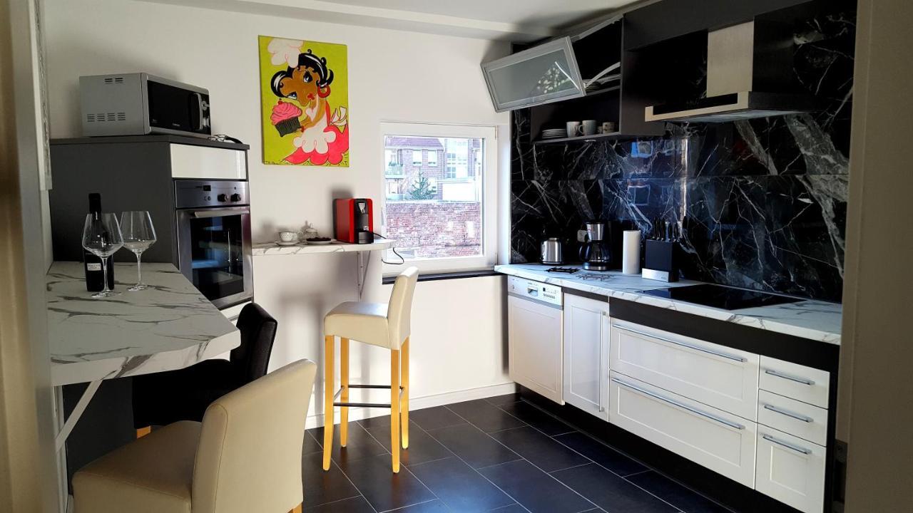 Apartment Einpaar Schritte Zum *