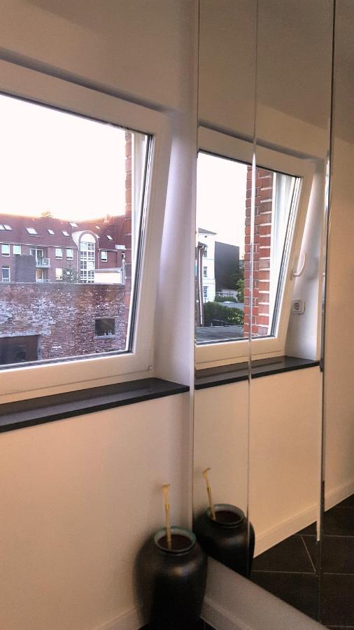 Ein Paar Schritte Zum *